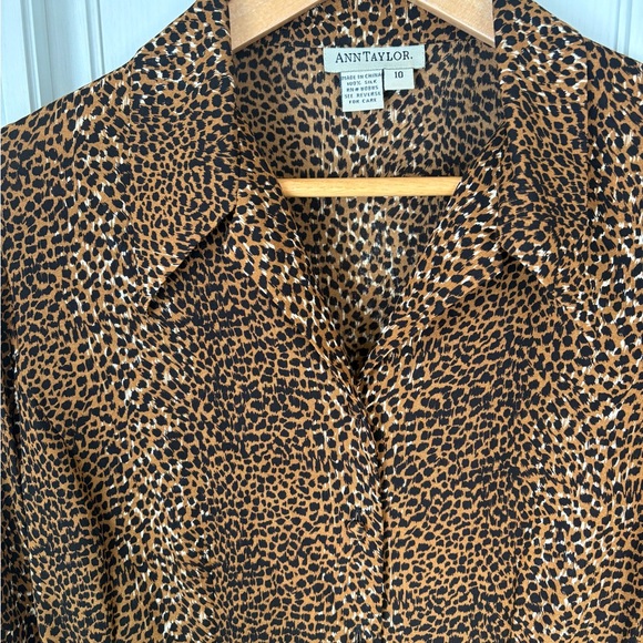 Vintage Silk Animal Print Shirt Ann Taylor Size 8 - Picture 3 of 8